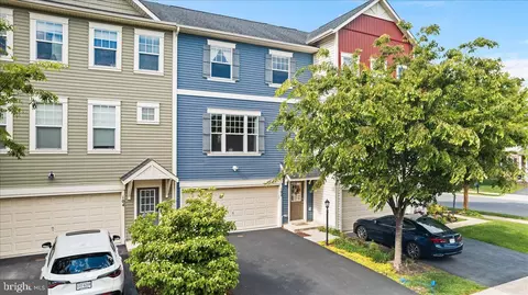 102 Rotunda Dr, Stephenson, VA 22656