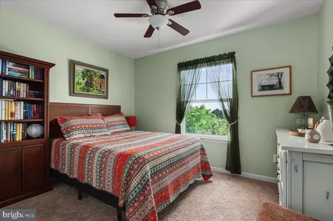 Bedroom - 102 Rotunda Dr, Stephenson, VA 22656 photo 1 of 6