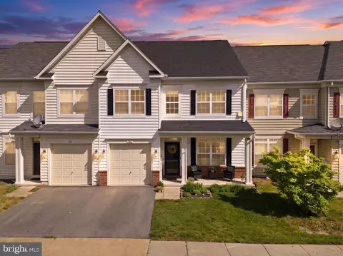 304 Prestwick Ln, Stephens City, VA 22655