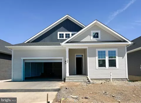 137 Oleander Ct, Winchester, VA 22603