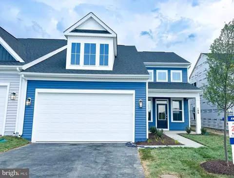108 Zinnia Ln, Winchester, VA 22603