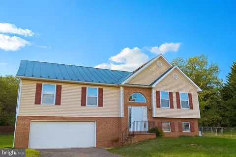 277 Orchard Dl, Clear Brook, VA 22624