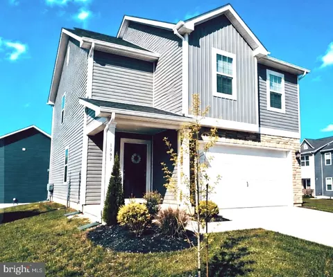 187 Schyrock Dr, Stephens City, VA 22655