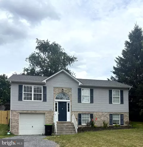 133 Woodrow Rd, Winchester, VA 22602