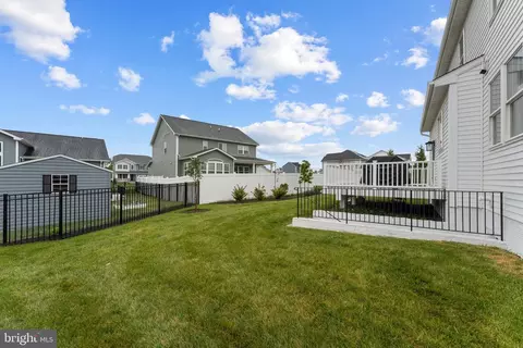 Exterior - 159 Abrams Pointe Blvd, Winchester, VA 22602 photo 9 of 10