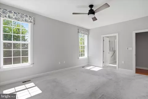Bedroom - 104 Poppy Dr, White Post, VA 22663 photo 3 of 5