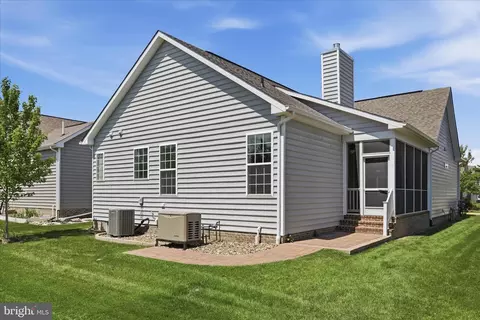 Exterior - 104 Poppy Dr, White Post, VA 22663 photo 6 of 8