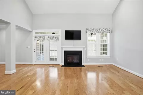 Living - 104 Poppy Dr, White Post, VA 22663 photo 3 of 3