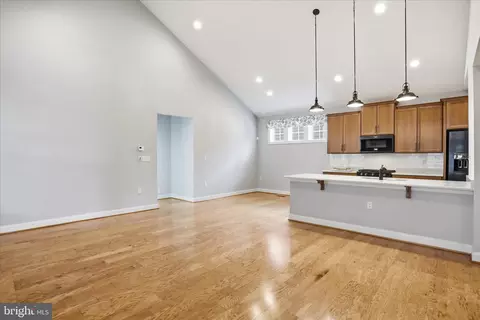 Living - 104 Poppy Dr, White Post, VA 22663 photo 1 of 3