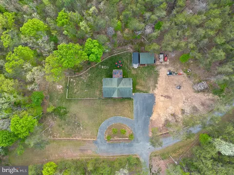 View/Area - 140 Pine Tree Ct, Gore, VA 22637 photo 1 of 5