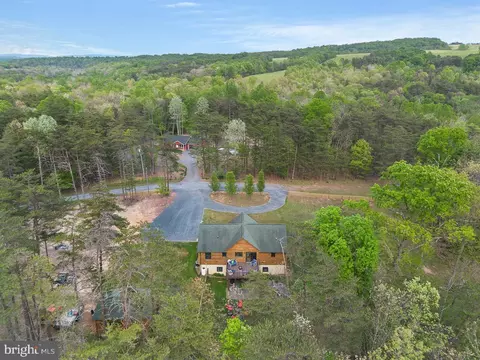 View/Area - 140 Pine Tree Ct, Gore, VA 22637 photo 3 of 5
