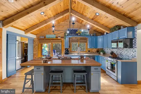 Kitchen - 140 Pine Tree Ct, Gore, VA 22637 photo 1 of 4