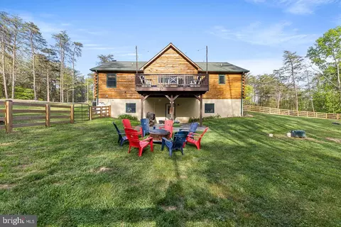 Exterior - 140 Pine Tree Ct, Gore, VA 22637 photo 4 of 7