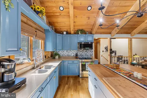 Kitchen - 140 Pine Tree Ct, Gore, VA 22637 photo 2 of 4