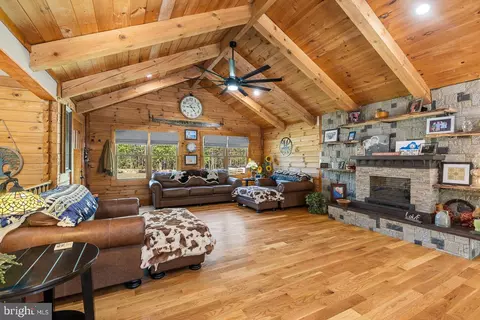 Living - 140 Pine Tree Ct, Gore, VA 22637 photo 1 of 2