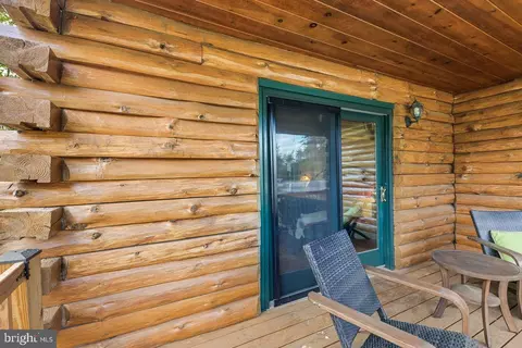 Exterior - 140 Pine Tree Ct, Gore, VA 22637 photo 6 of 7