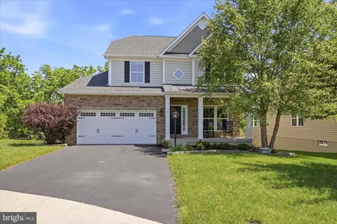 134 Atlantis Ln, Lake Frederick, VA 22630