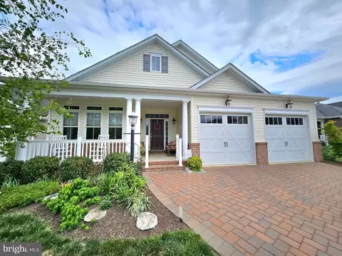 407 Mikey Ct, Winchester, VA 22601