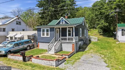 1129 Purcell Ln, Winchester, VA 22603