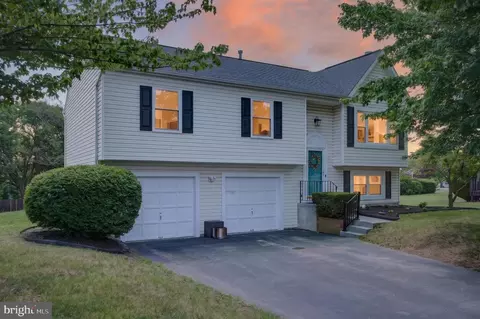 102 Cromwell Ct, Winchester, VA 22602