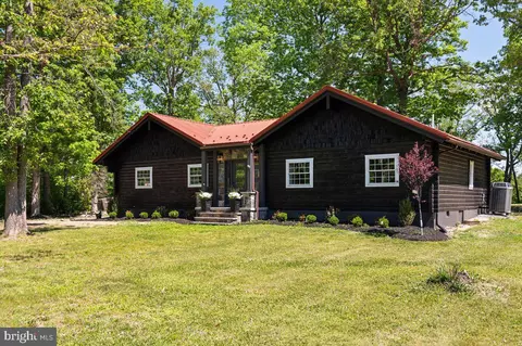 171 Amberwood Ln, Winchester, VA 22602