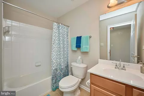 Bath - 245 Mackenzie Ln, Stephenson, VA 22656 photo 3 of 4