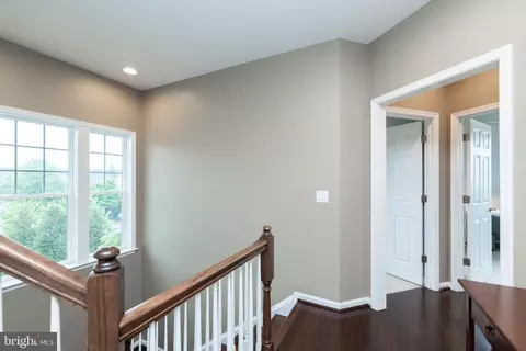 Entry Way - 100 Setting Sun Ct, Stephenson, VA 22656 photo 8 of 11
