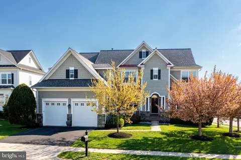 Exterior - 100 Setting Sun Ct, Stephenson, VA 22656 photo 2 of 11