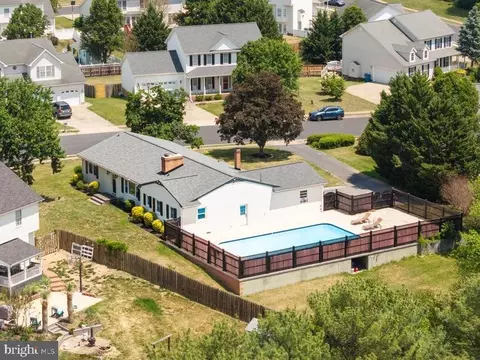110 Grindstone Dr, Winchester, VA 22602