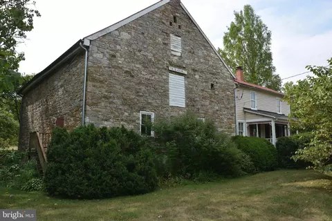 2431 Cedar Creek Grade Grade, Winchester, VA 22602