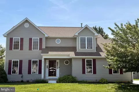 141 Caspian Dr, Stephens City, VA 22655