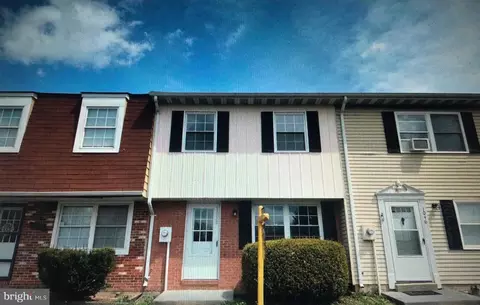 1050 Filbert St, Stephens City, VA 22655