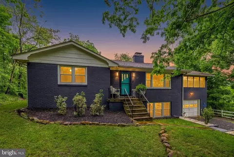 121 Cherokee Trl, Winchester, VA 22602