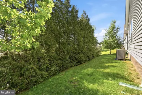 Exterior - 126 Forget Me Not Dr, White Post, VA 22663 photo 7 of 10