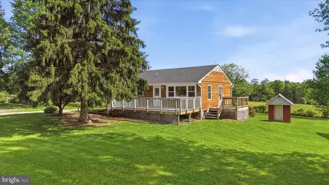 251 Klines Mill Ln, Middletown, VA 22645