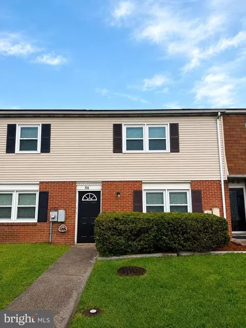 304 Ash Hollow Dr, Winchester, VA 22602