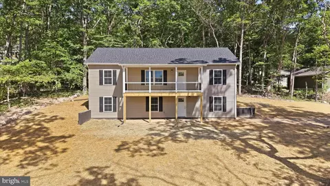 805 Pheasant Dr, Winchester, VA 22602