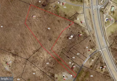 1917 S Timber Rdg, Cross Junction, VA 22625