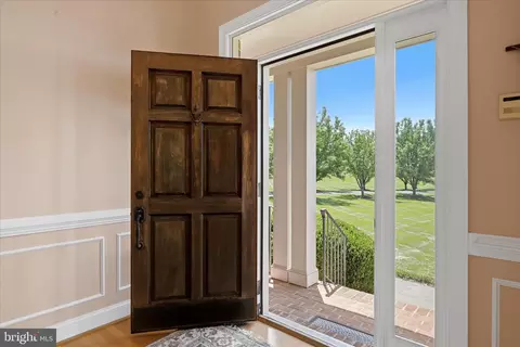 Entry Way - 144 Widener Dr, Winchester, VA 22603 photo 2 of 8