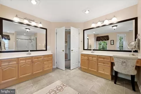 Bath - 144 Widener Dr, Winchester, VA 22603 photo 2 of 8