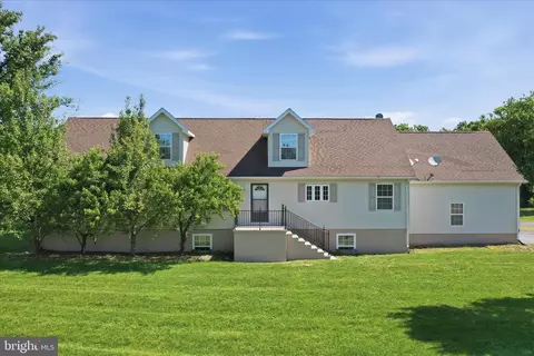 614 Mohawk Trl, Winchester, VA 22602