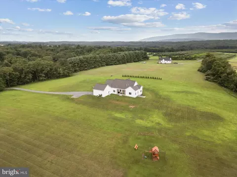 View/Area - 886 Middle Fork Rd, Cross Junction, VA 22625 photo 2 of 8