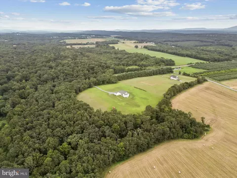 View/Area - 886 Middle Fork Rd, Cross Junction, VA 22625 photo 6 of 8