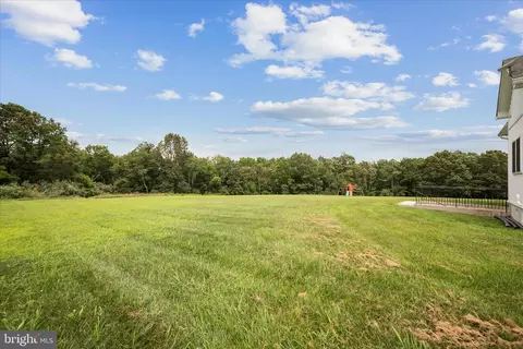 Exterior - 886 Middle Fork Rd, Cross Junction, VA 22625 photo 13 of 17