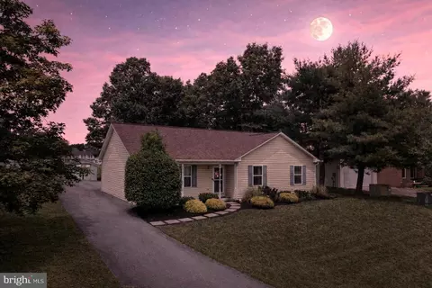 103 Elaine Dr, Winchester, VA 22602