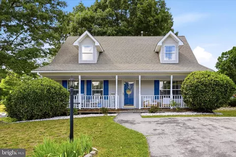 101 Charlton Rd, Winchester, VA 22602