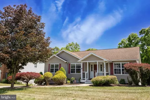 104 Lloyds Rd, Winchester, VA 22602