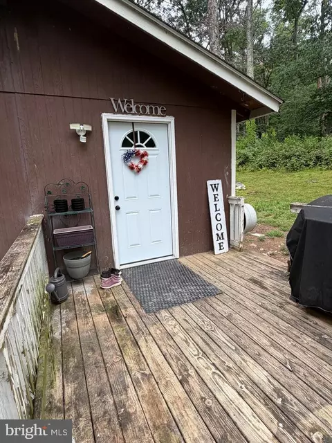 616 Opossum Trl, Winchester, VA 22602