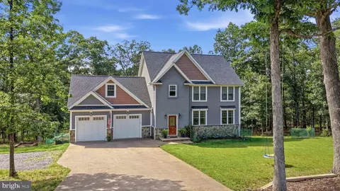 2251 Hunting Ridge Rd, Winchester, VA 22603