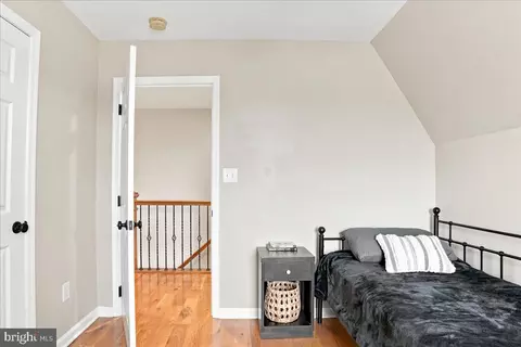 Bedroom - 461 Veterans Rd, Middletown, VA 22645 photo 14 of 23